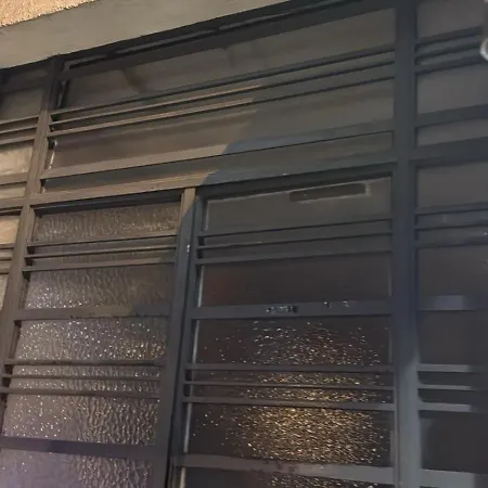 Proche Centre Et Metro Paris